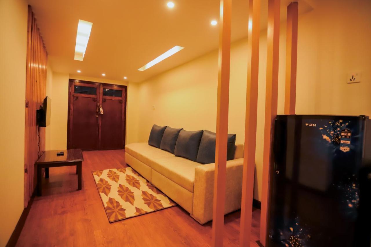 Kathmandu Business Hotel Ngoại thất bức ảnh
