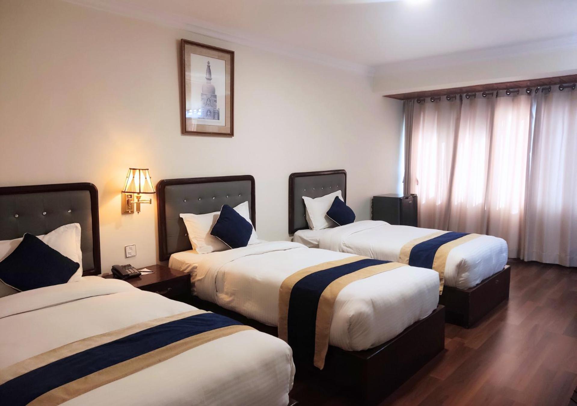 Kathmandu Business Hotel Ngoại thất bức ảnh
