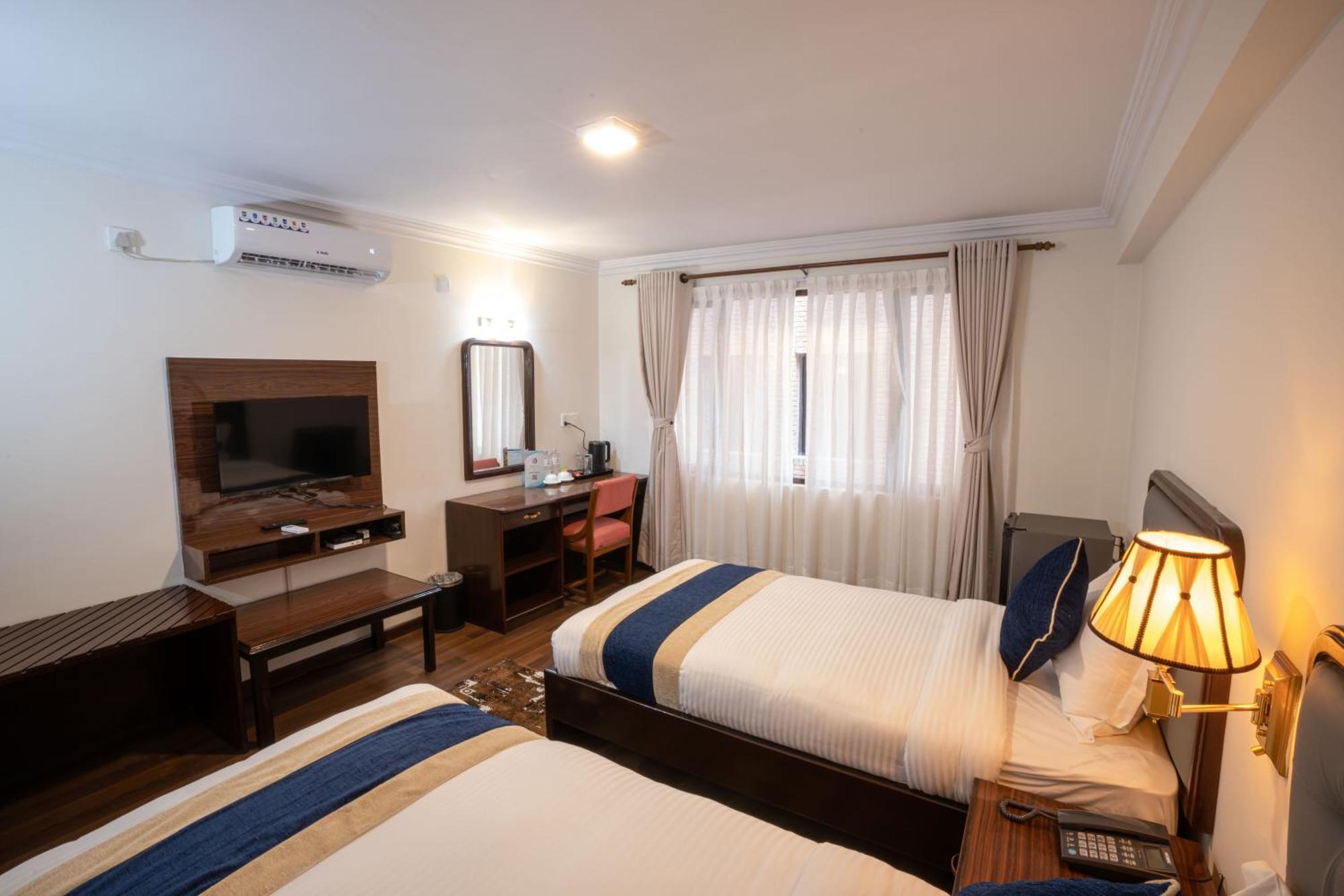 Kathmandu Business Hotel Ngoại thất bức ảnh