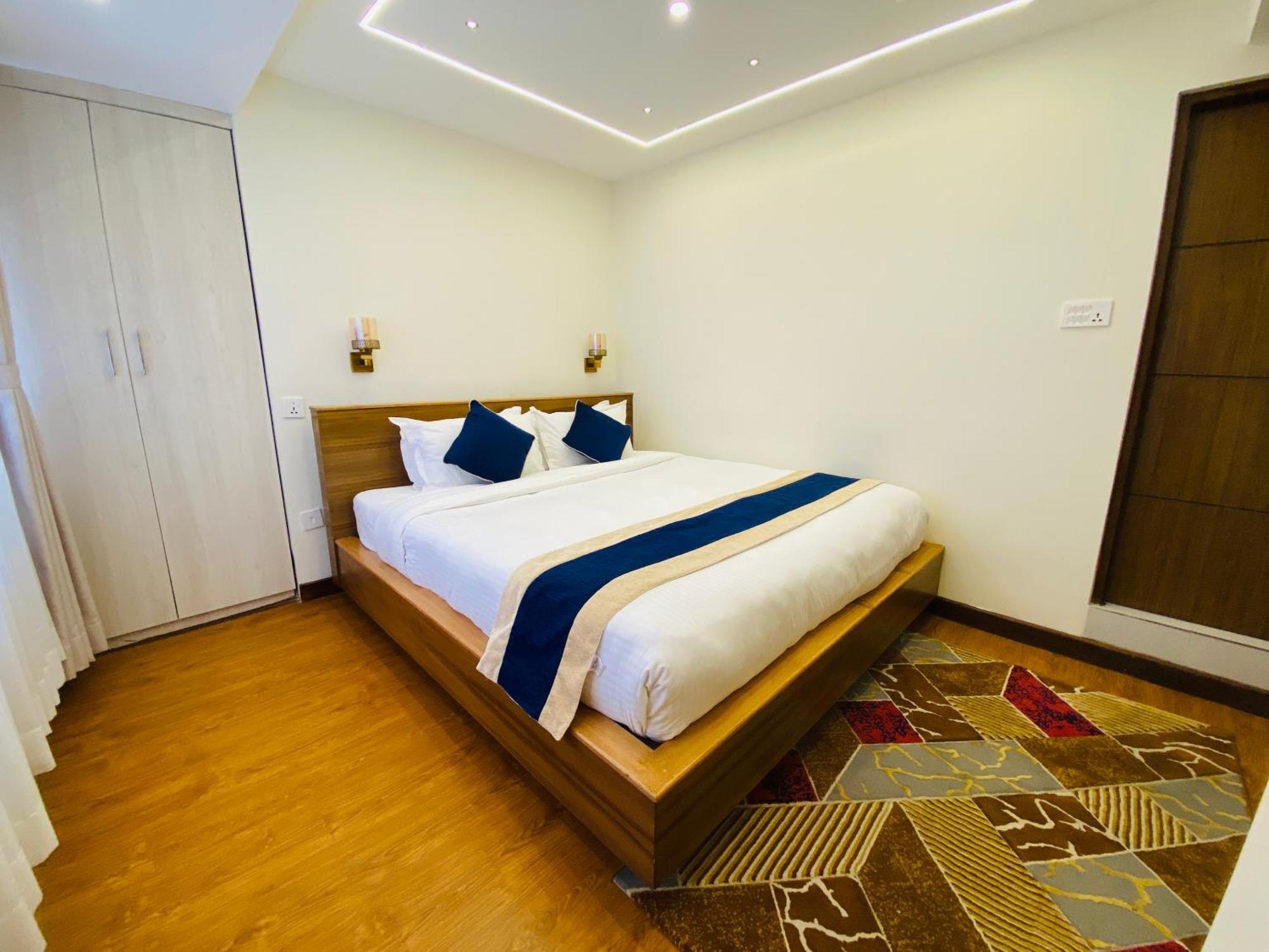 Kathmandu Business Hotel Ngoại thất bức ảnh