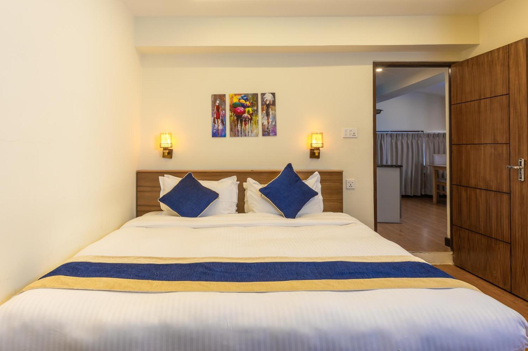 Kathmandu Business Hotel Ngoại thất bức ảnh