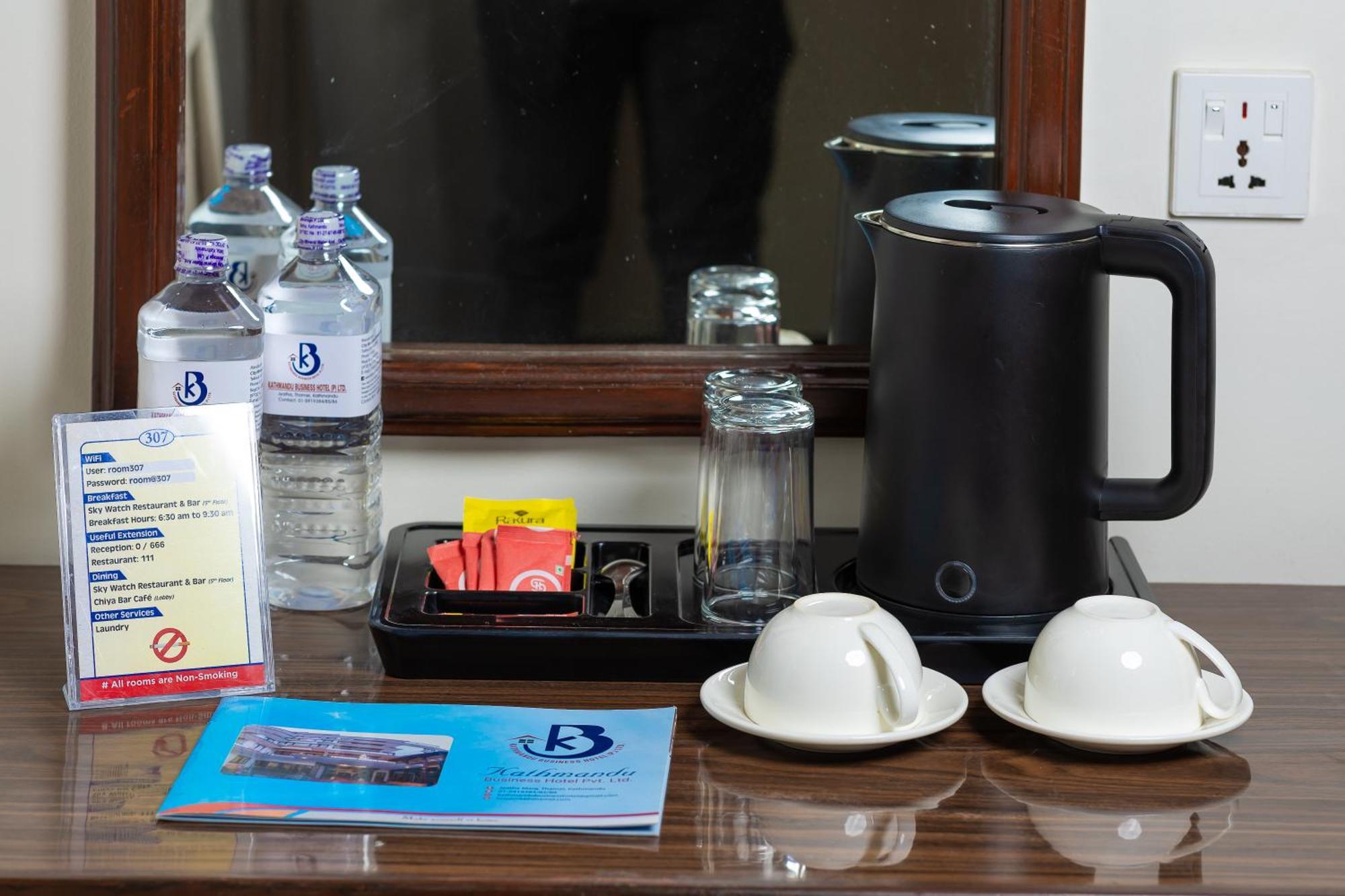Kathmandu Business Hotel Ngoại thất bức ảnh