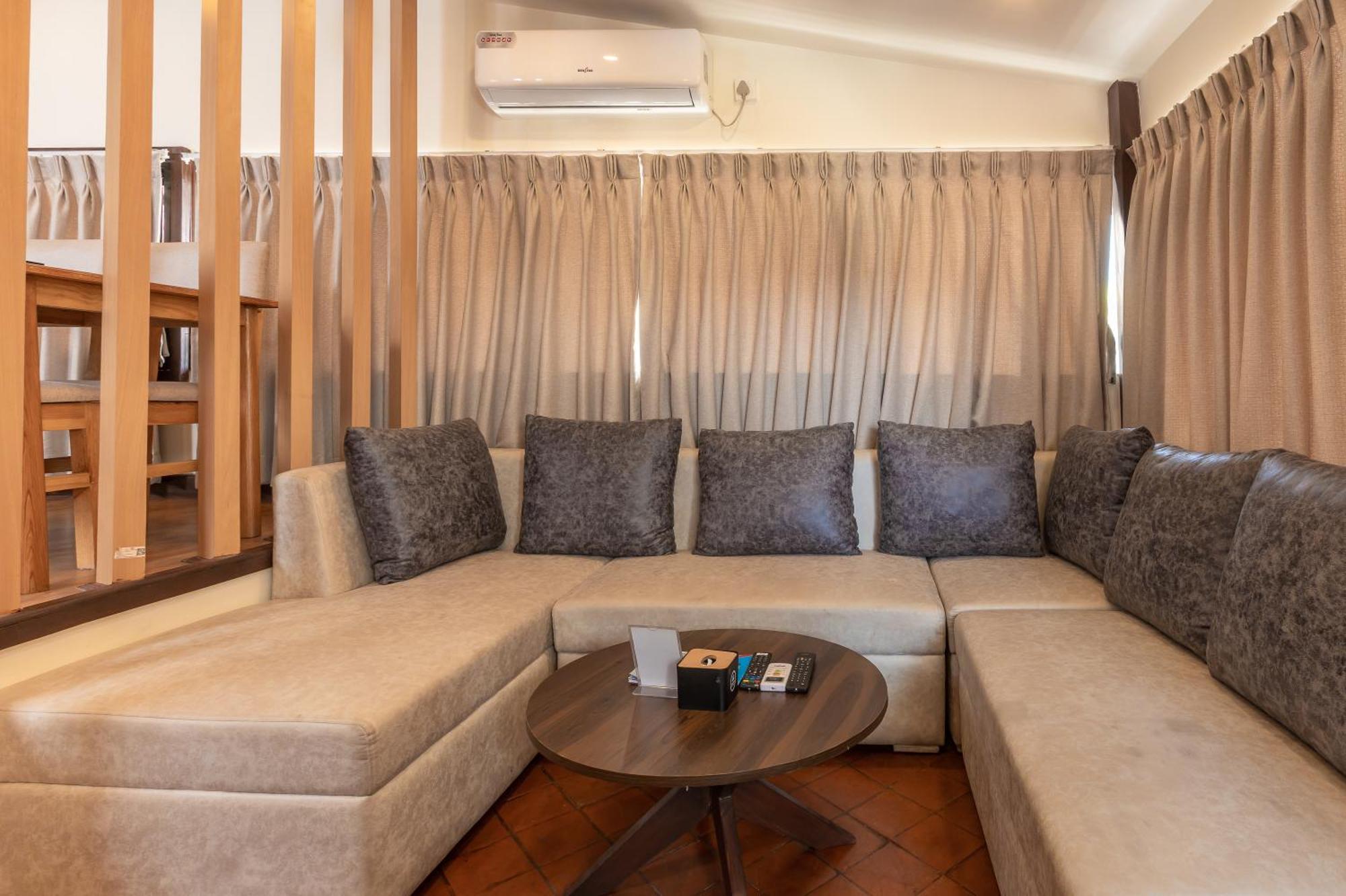 Kathmandu Business Hotel Ngoại thất bức ảnh