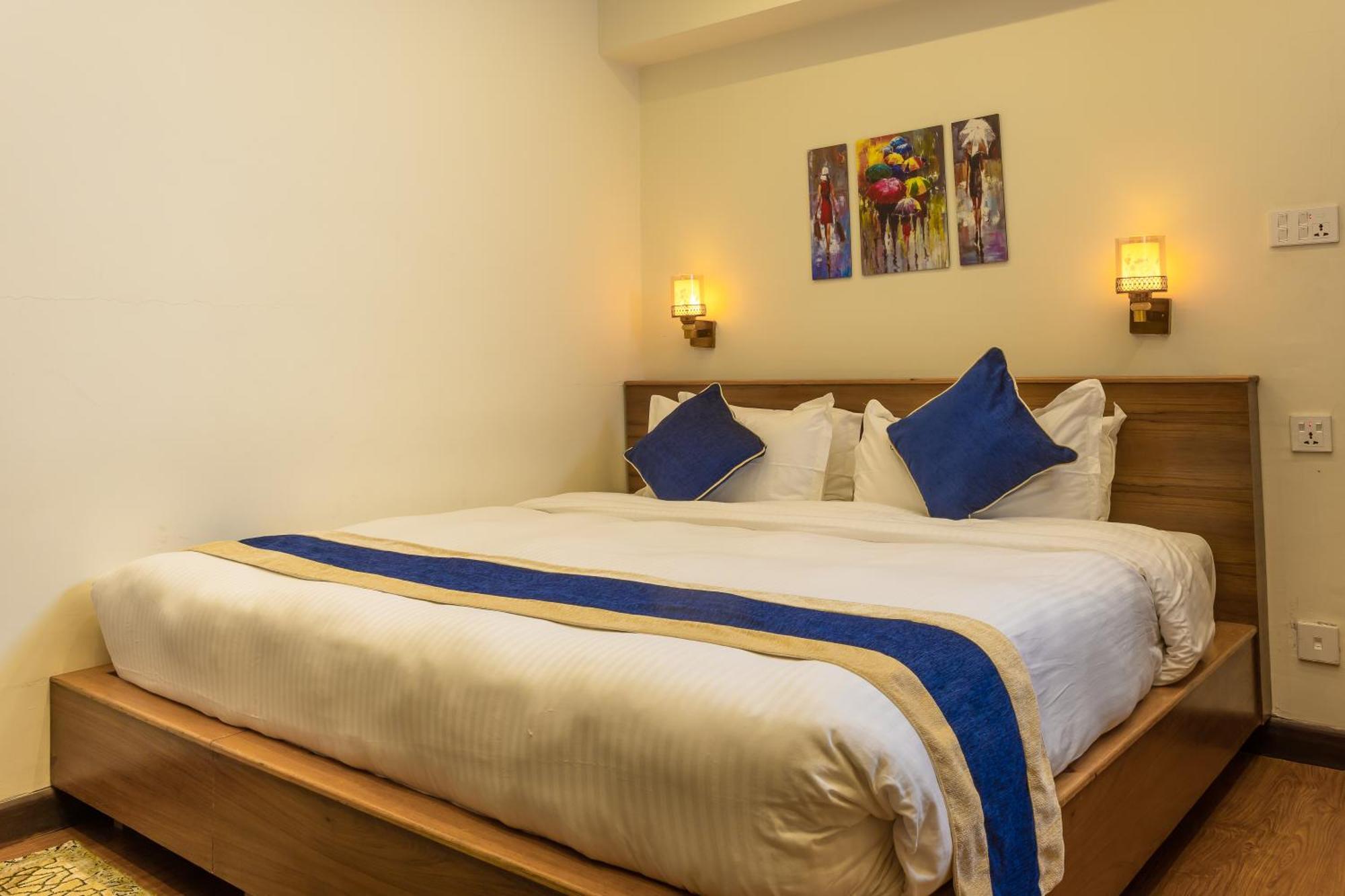 Kathmandu Business Hotel Ngoại thất bức ảnh